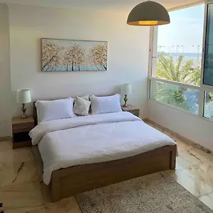 شقة Luxurious Partial Sea View, جدة